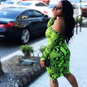 PRETTY LITTLE THING Neon Lime Snake Print Bodycon